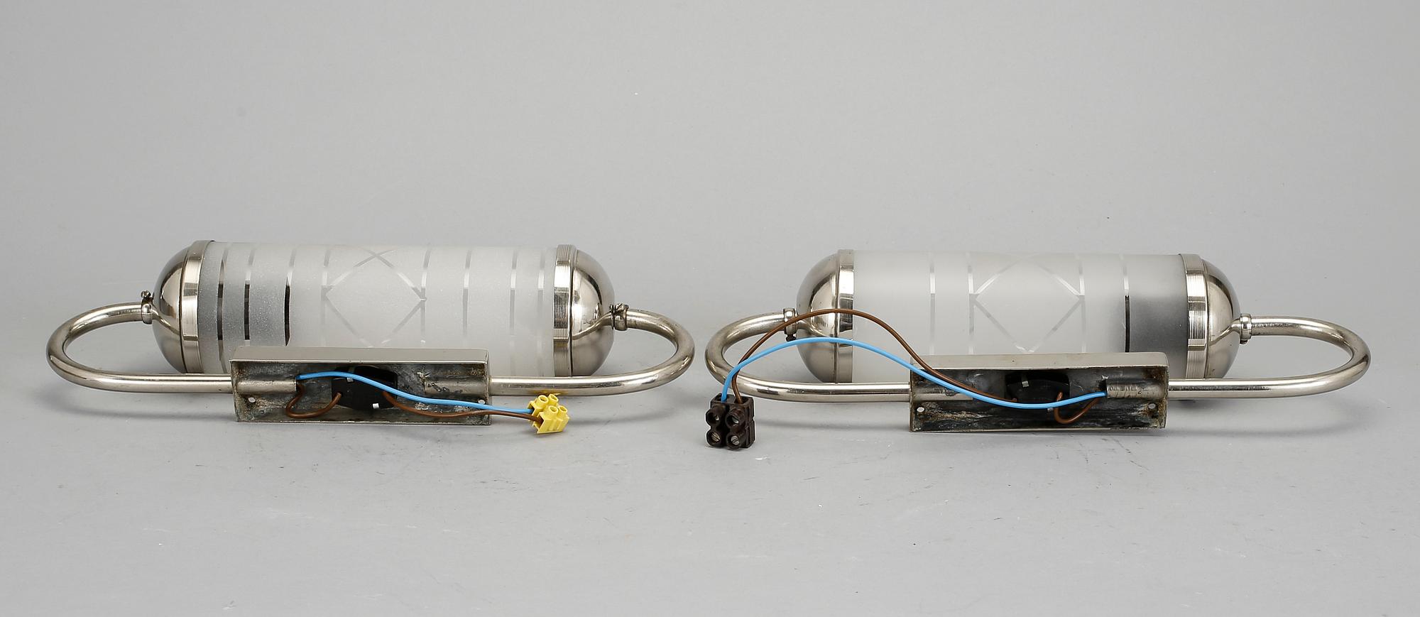 VÄGGLAMPOR, ett par,1930/40-tal.