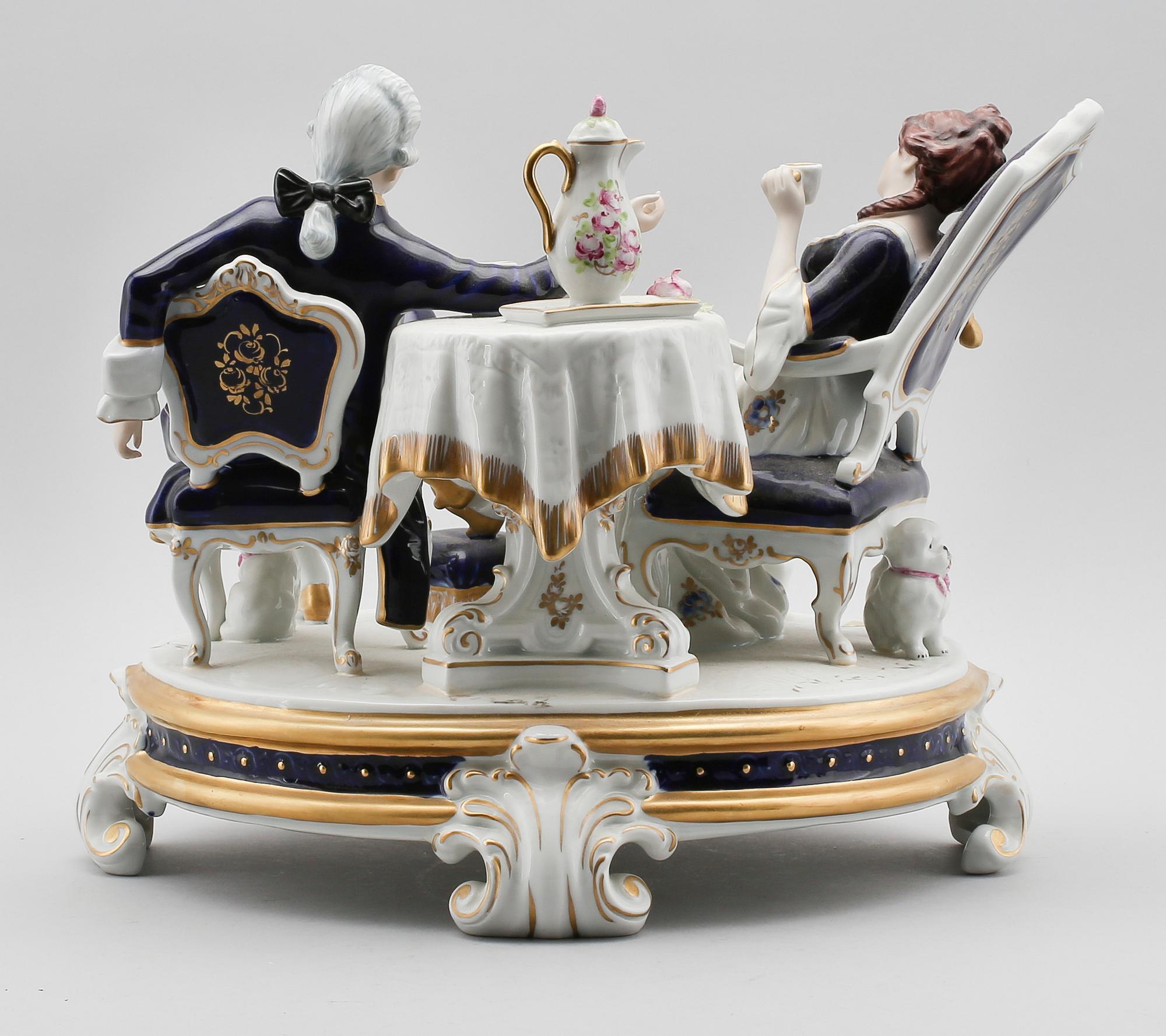 FIGUR, porslin, Royal Dux, 1900-talets mitt.