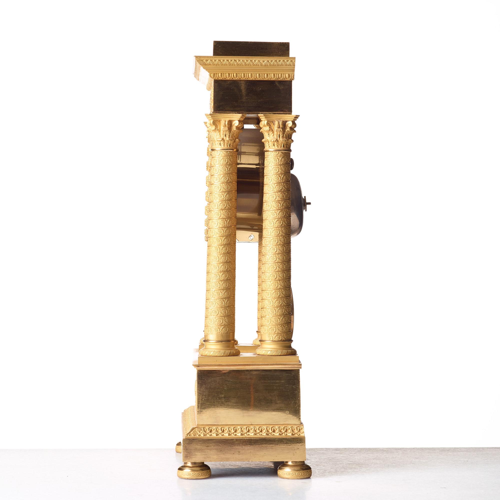 BORDSPENDYL. Frankrike, 1800-talets början, Empire.