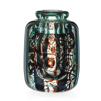 11. Edvin Öhrström, An Edvin Öhrström 'graal' glass vase, Orrefors, Sweden 1944, (no 1892).