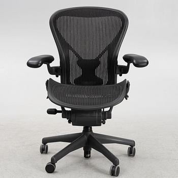 Don Chadwick/Bill Stumpf, desk chair, "Aeron", Herman Miller.