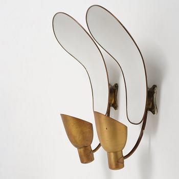 Carl-Axel Acking, vägglampor, ett par, modell "5029", Bröderna Malmströms Metallvarufabrik, Malmö, 1940-tal.