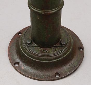 TRÄDGÅRDSPUMP, 1900-talets första hälft.