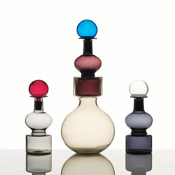 Kaj Franck, a glass decanter "The bells of Kremlin", + two small bottles with stoppers, Nuutajärvi Notsjö, Finland 1959.