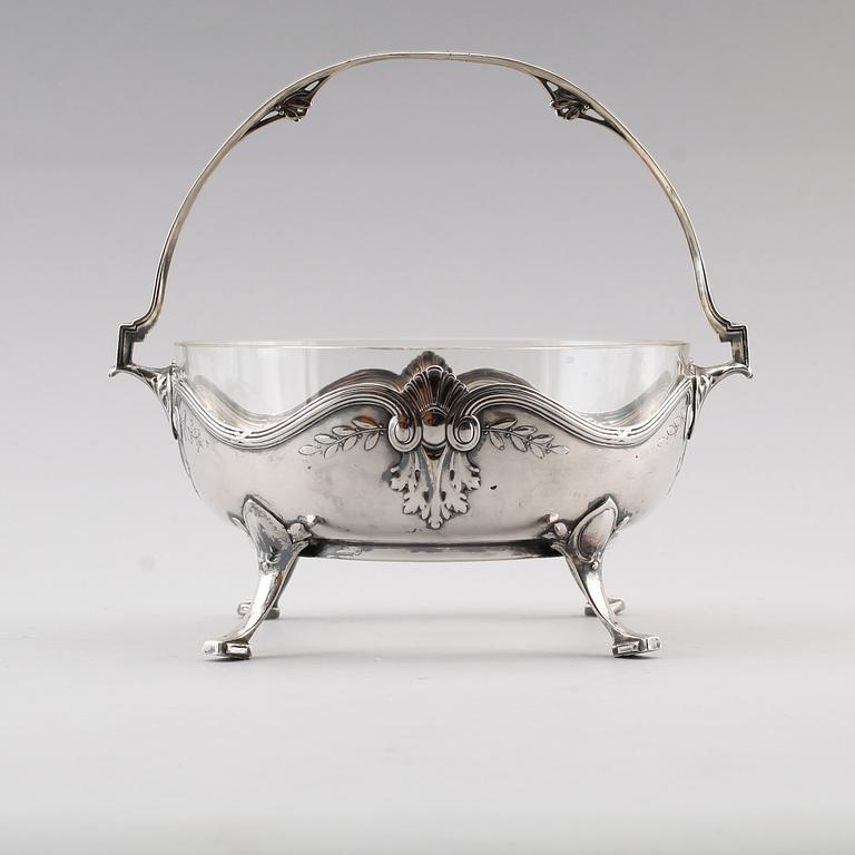 SKÅL, glas och nysilver, 1900-talets första hälft.