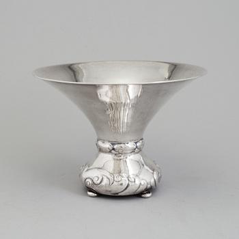 CG HALLBERG, praktskål, silver, jugend, Stockholm 1915.