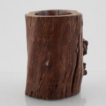 A Chinese wooden brush pot, late Qing dynasty / early 20th century.