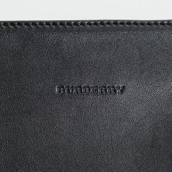 BURBERRY, väska.
