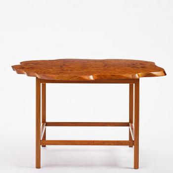 Josef Frank, soffbord, modell 1057, Firma Svenskt Tenn, efter 1985.