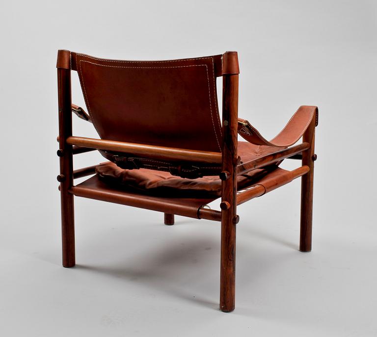KARMSTOL, "Sirocco", Arne Norell. Modellen formgiven 1964.