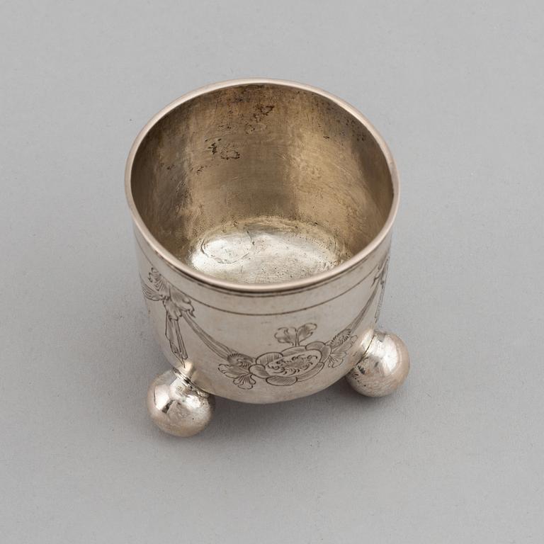 A russian silver beaker, A Dementev, Moscow 1743-84, with assayers mark A Titov, Moskva 1795.