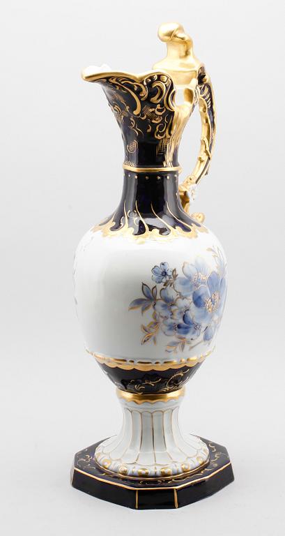 KANNA, porslin, Tjeckoslovakien, 1900-talets mitt.