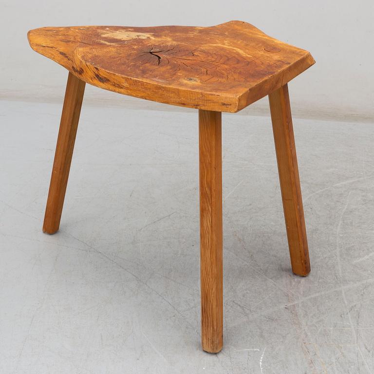 an oak table with two stools, second half of the 20th century.