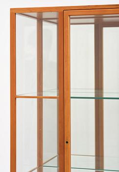 Josef Frank, a display cabinet model B 2077, Firma Svenskt Tenn, ca 2001.