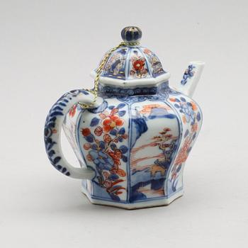 TEKANNA, porslin, Kina, Kangxi 1662-1722.