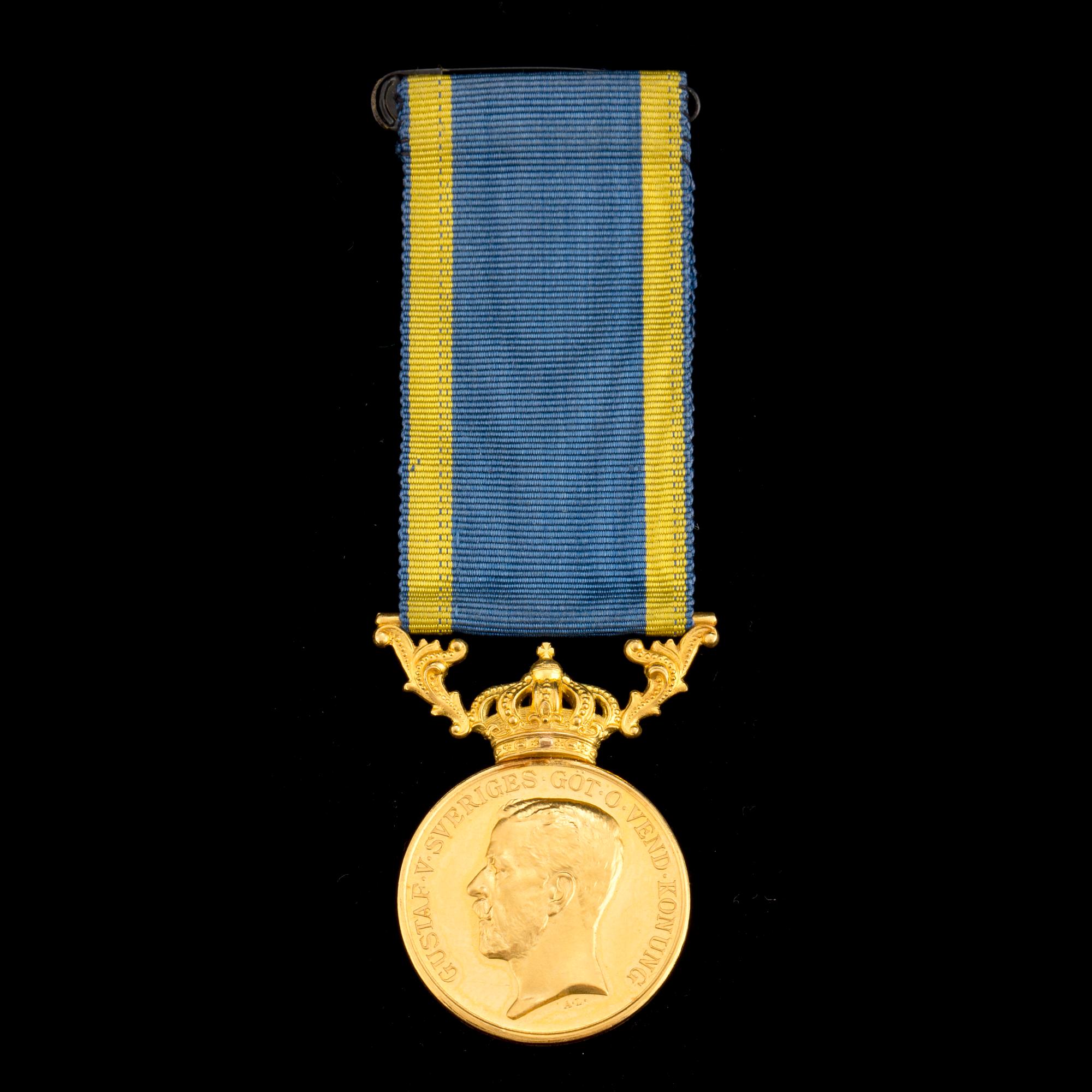 KUNGLIG MEDALJ,  23k guld, "För Nit och Redlighet i Rikes Tjänst", "5:e storleken", före 1947.