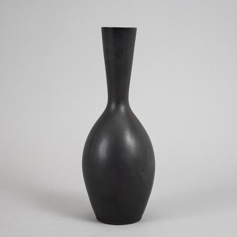 A stoneware vase by Carl-Harry Stålhane, Rörstrand.