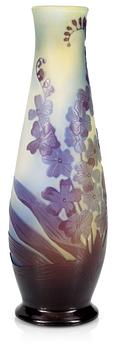 733. An Emile Gallé Art Nouveau cameo glass vase, Nancy, France.