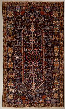 MATTA, troligen Shiraz, Iran. Ca 210x120 cm.