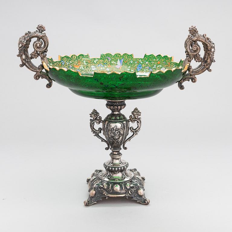 A late 19th-century footed fruitbowl in silver and glass from Germany.