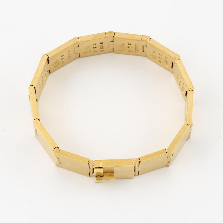 Wiwen Nilsson, a bracelet, 18K gold, Lund 1966.