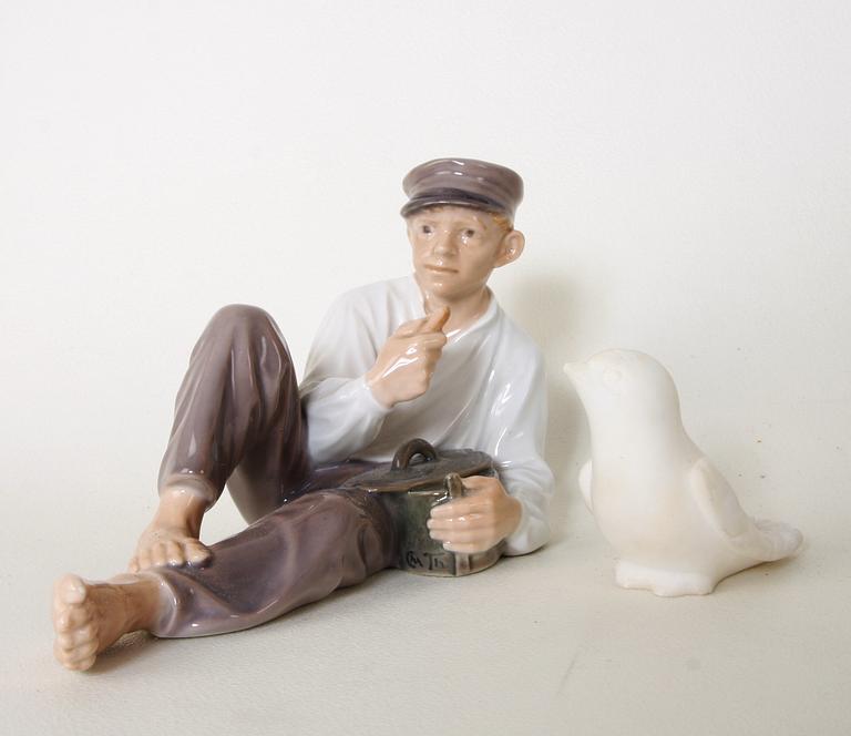 FIGURINER, 4 st, porslin o alabaster, Royal Copenhagen resp Rosenthal.