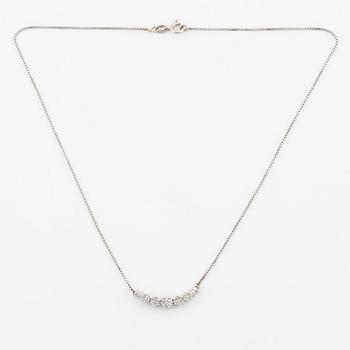 Necklace, 18K white gold with brilliant-cut diamonds.