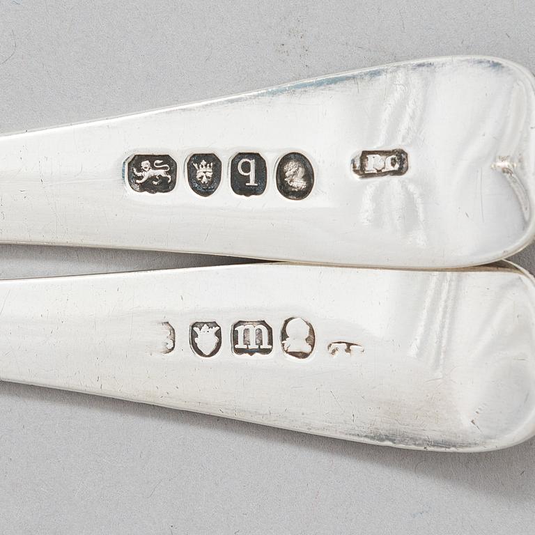 Lusikkapari, Lontoo 1787-91, purkki, Lontoo 1891 ja vati, Chester 1906, sterlinghopeaa, Englanti.