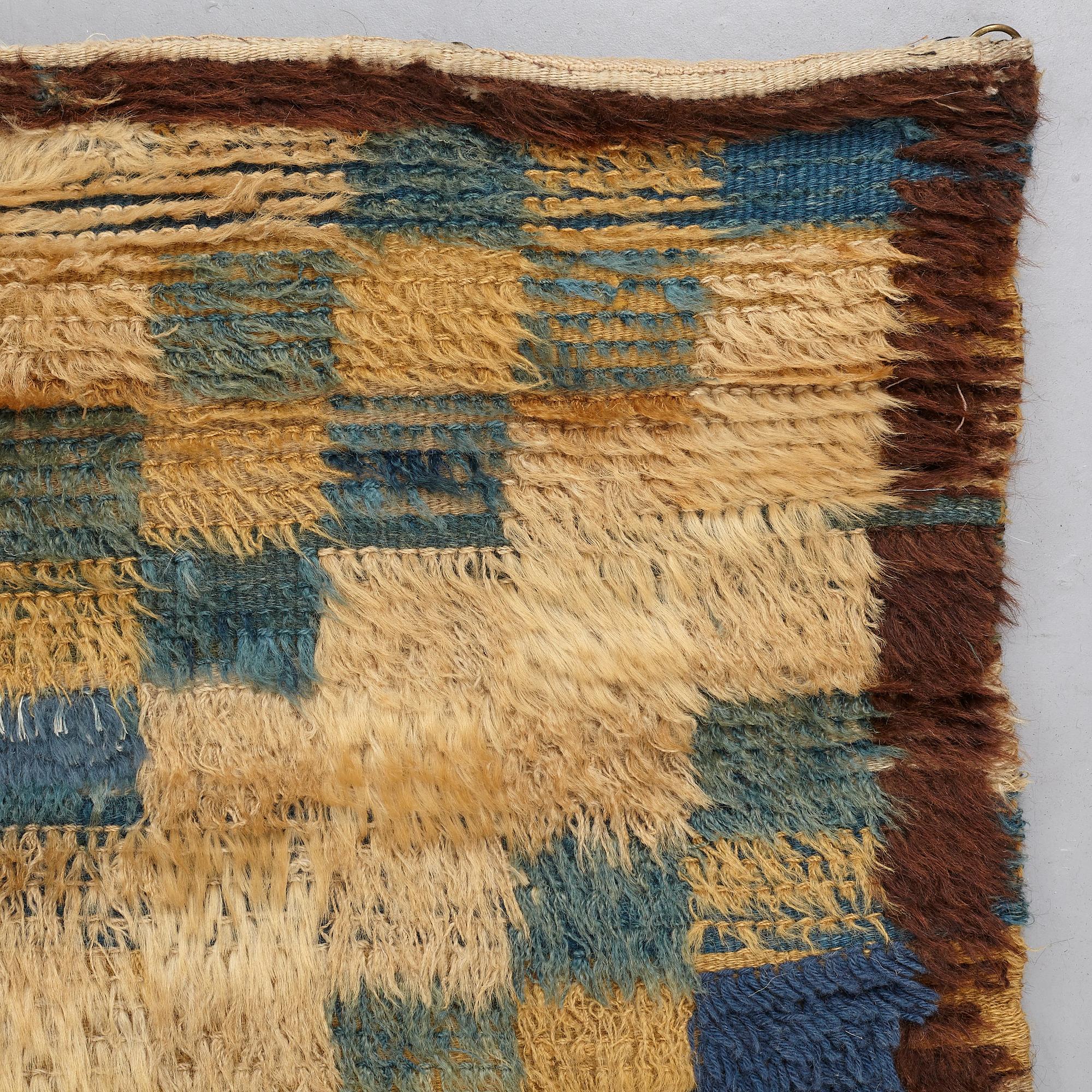 RYIJY, a bed cover, Sweden or Finland the 18th century - around 1800, ca 189,5-194 x 153-154,5 cm.