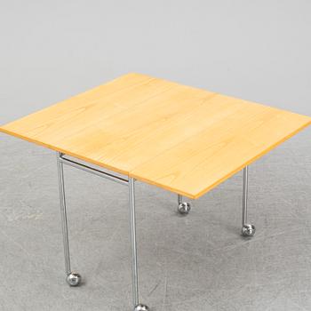 BRUNO MATHSSON, an oak table 'Berit', Firma Karl Mathsson, Värnamo.