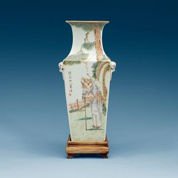 1800. A famille rose vase, late Qing dynasty (1644-1912), with hall mark.