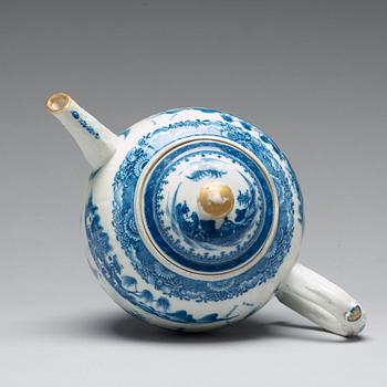 A blue and white punch pot, Qing dynasty, Qianlong (1736-95).