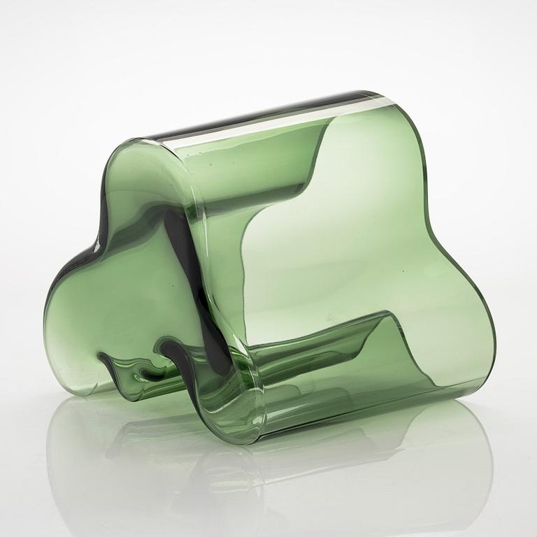 Alvar Aalto, a 'Savoy' 50-year jubilee vase, 3030, signed A. Aalto 1936-1986 Iittala 863/8000.