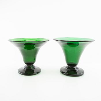Edvin Ollers, vases 2 pcs model no 42 Kosta early 20th century.