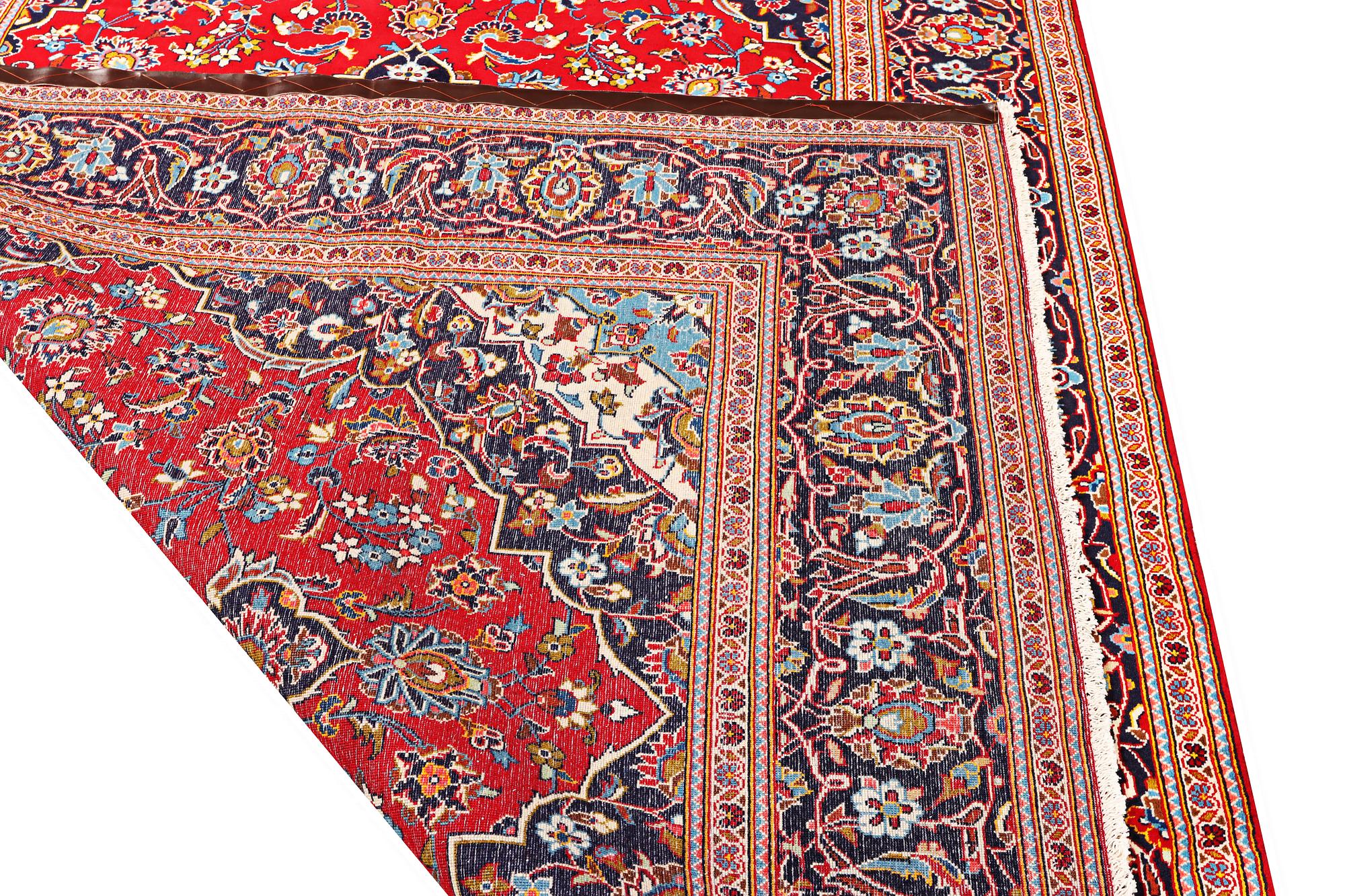 Matta, Keshan, ca. 300 x 195 cm.