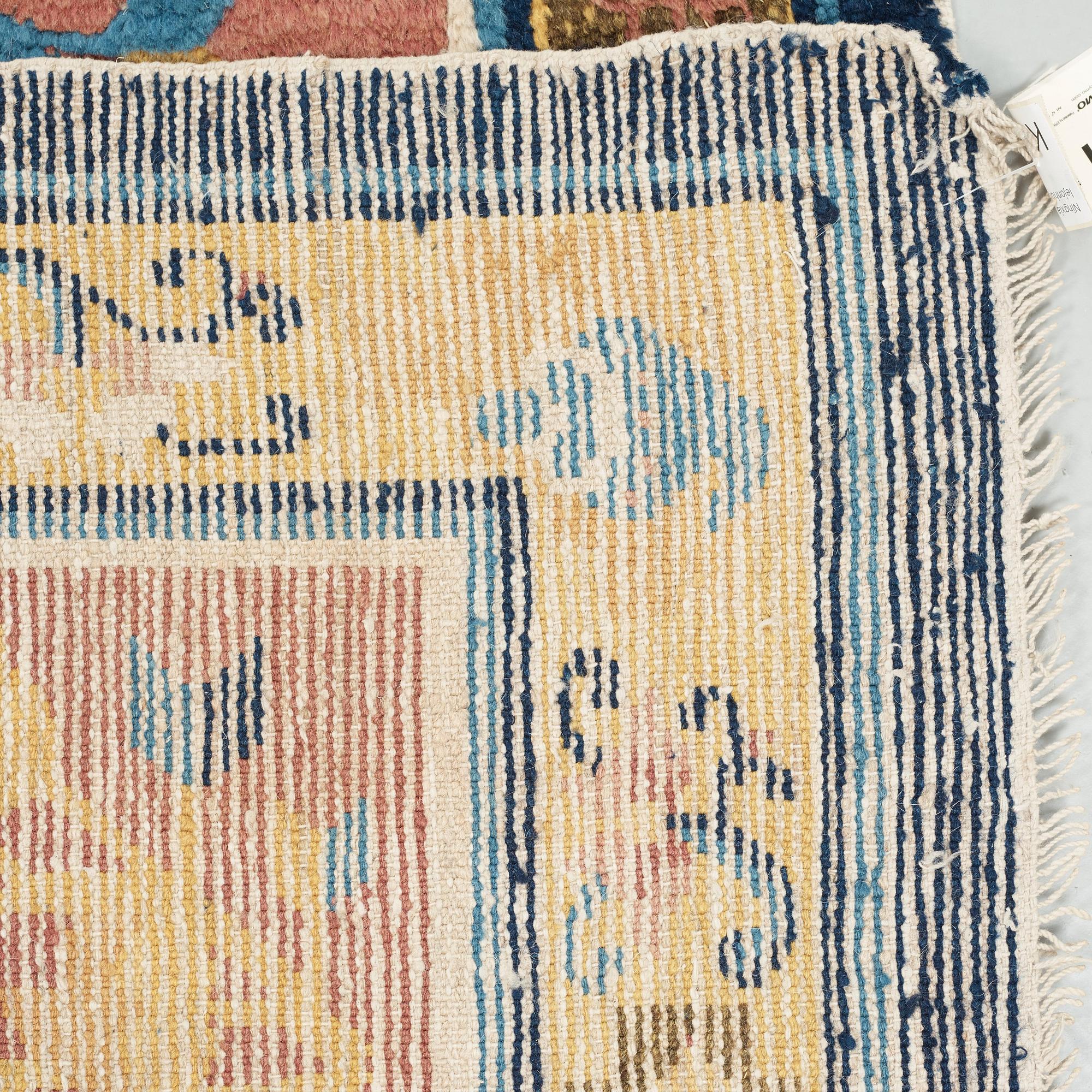 MATTA. Semiantik Ningxia. 283 x 175,5 cm. Kina.