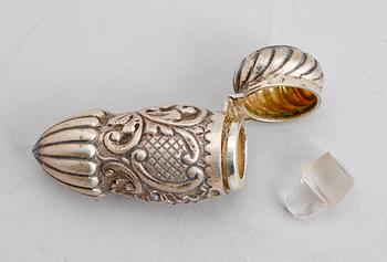 LUKTDOSA, silver, England.