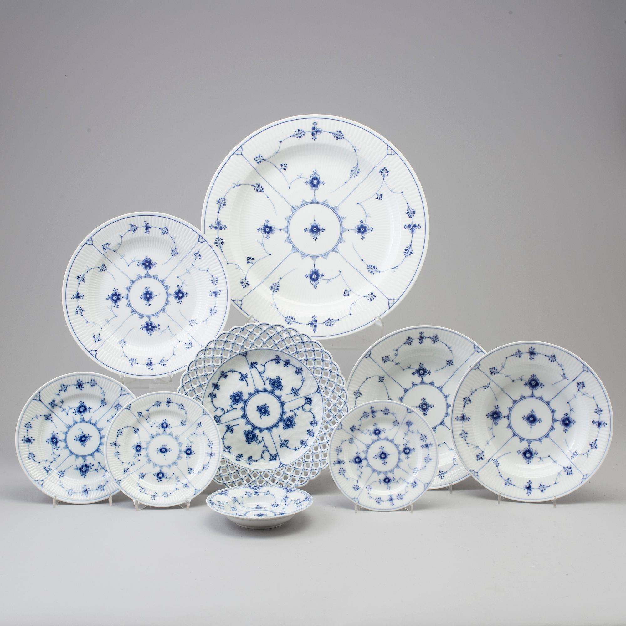 A 37-piece porcelain service, 'Musselmalet', Royal Copenhagen,