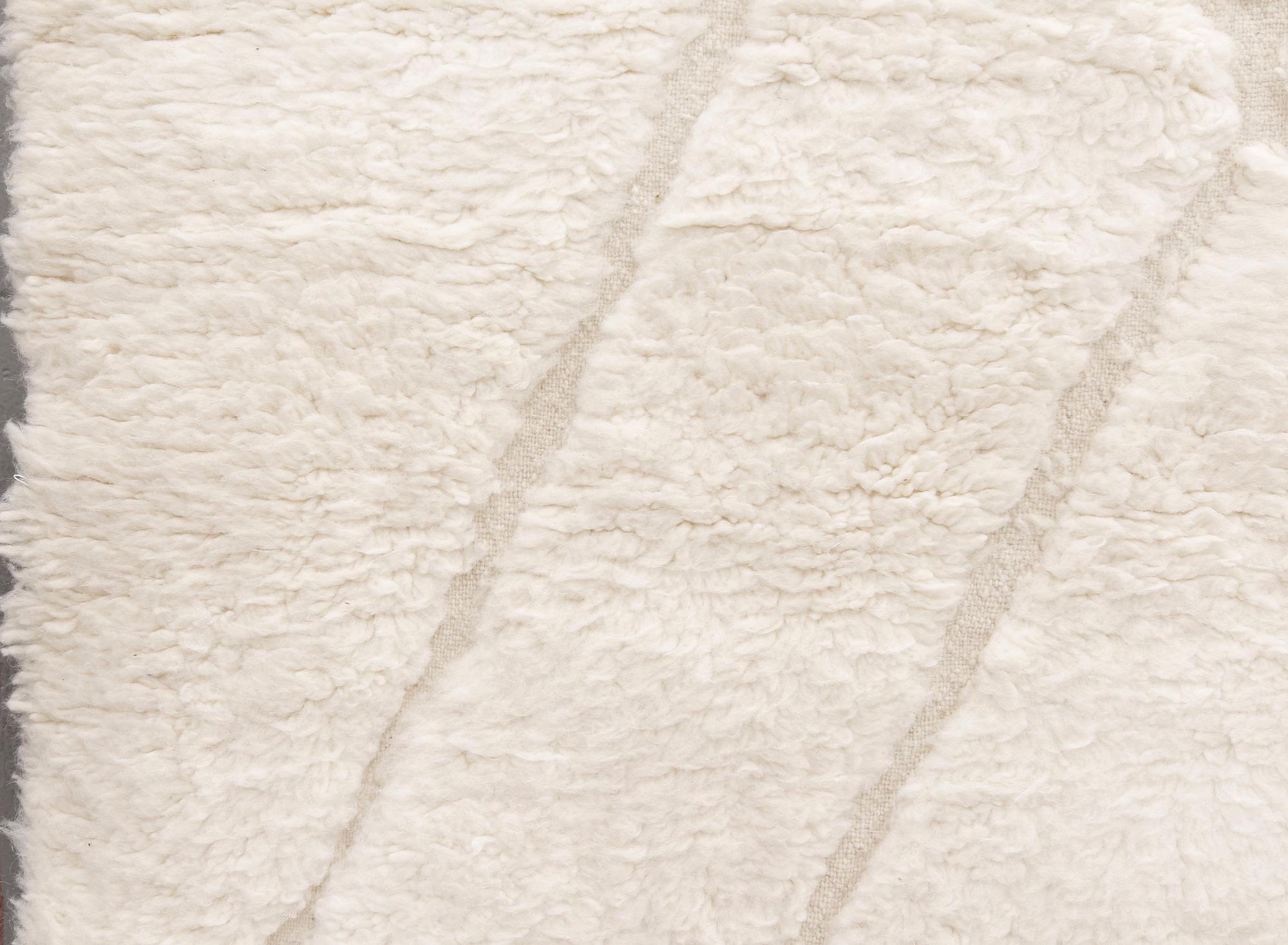 Matta, Marocko, ca 340 x 276 cm.