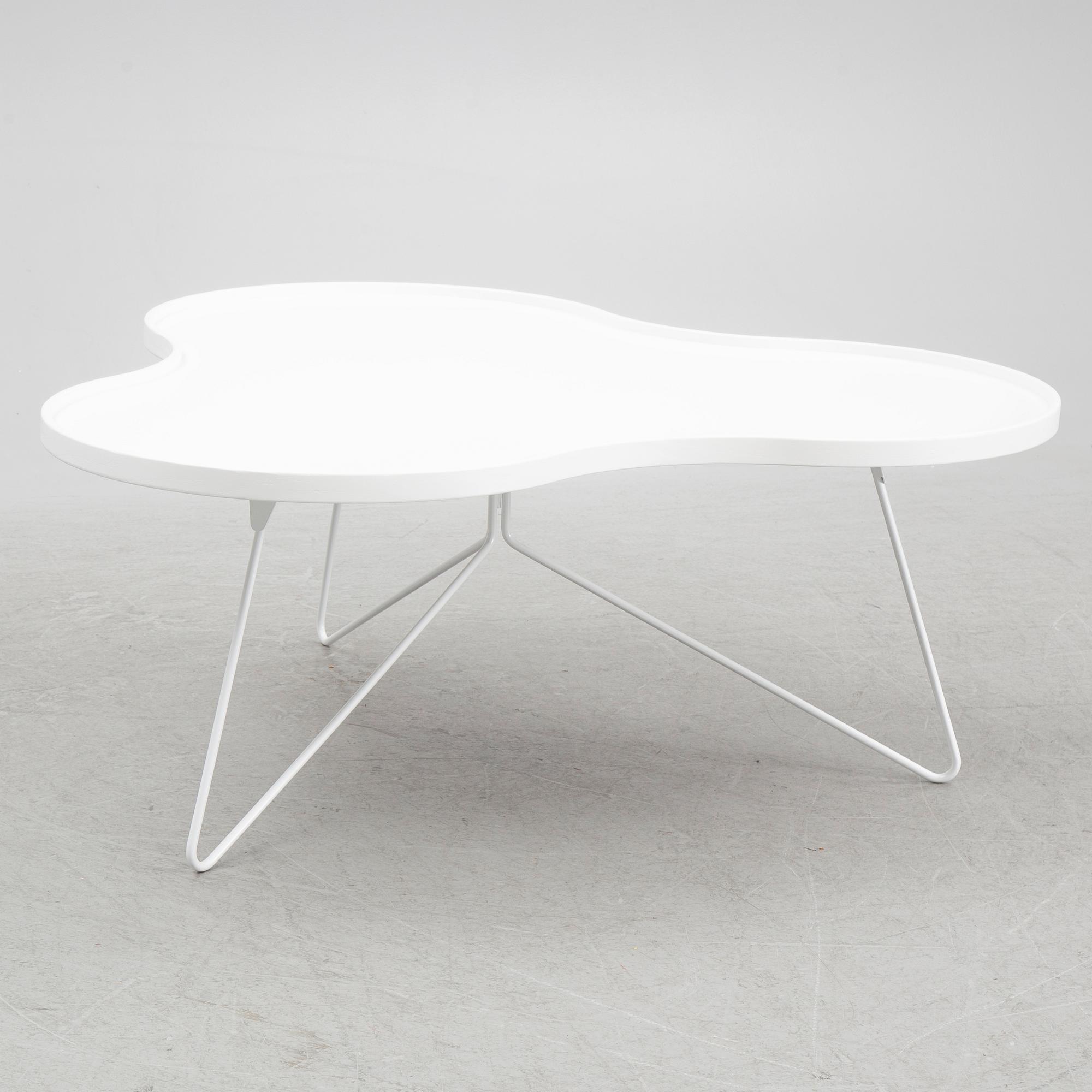 Christine Schwarzer, soffbord ”Flower”, Swedese.