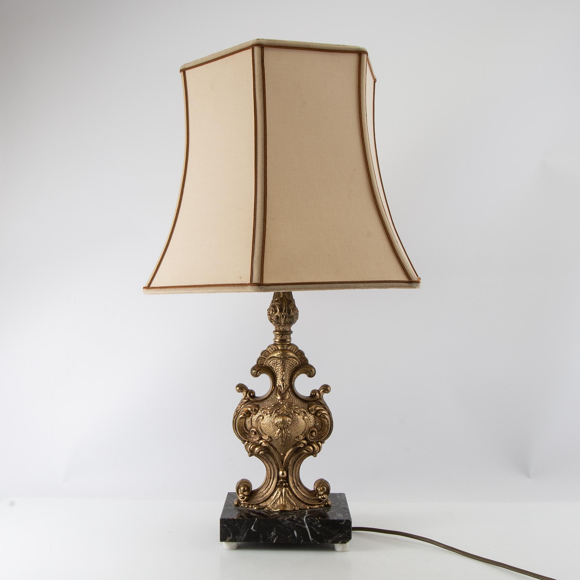 Table lamp, first half of the 20th century.