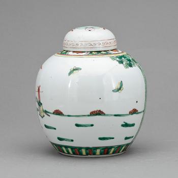 LOCKBOJAN, porslin, Kina, 1800-tal.