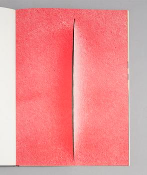 BOOK, signed by Lucio Fontana.