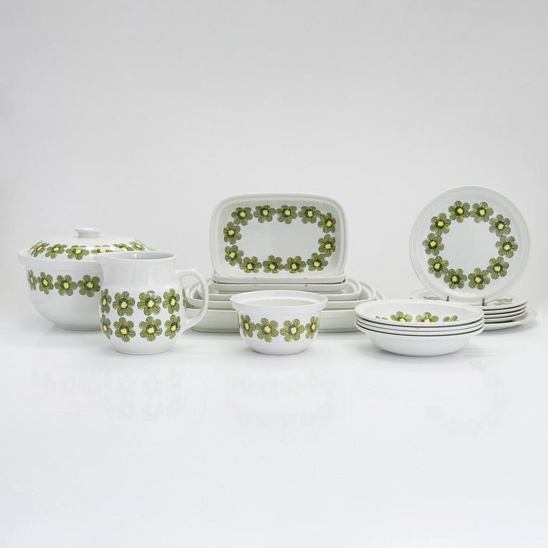 Esteri Tomula, A 19-piece porcelain "Primavera' tableware set. 1960's, Arabia, Finland.