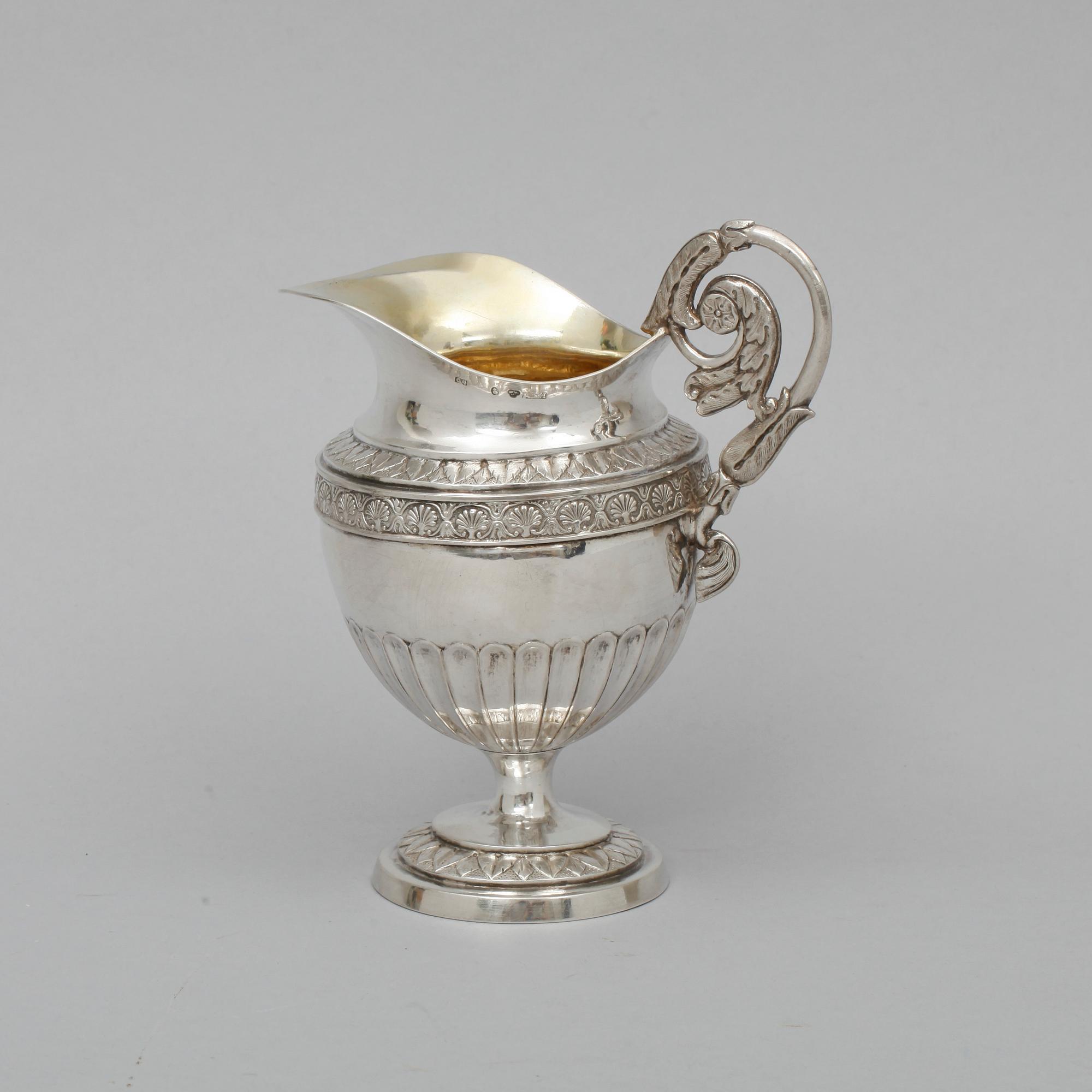 MJÖLKKANNA, silver. A F Hellman Uppsala, empire 1837. Vikt 190 g.