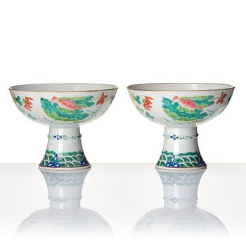 A pair of famille rose tazzas, Qing dynasty, circa 1900.