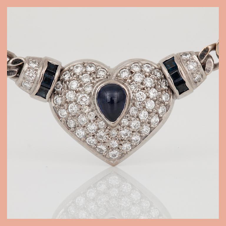 COLLIER, 18K vitguld med briljantslipade diamanter, tot ca 1,06 ct och safirer, tot ca 1,44 ct. Total vikt ca 49,38 g.