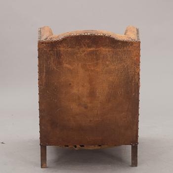 FÅTÖLJ, 1900-talets första hälft.