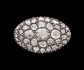 973. A rose cut diamond pendant/brooch, 18th century.