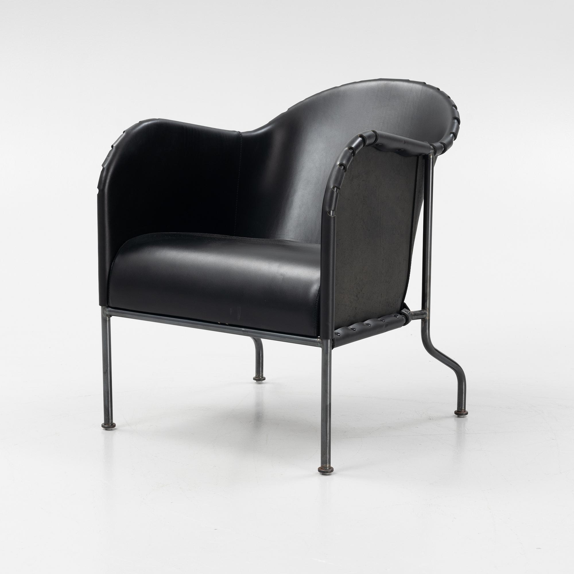 Mats Theselius, fåtölj, "Bruno Black edition", Källemo, formgiven 1997.